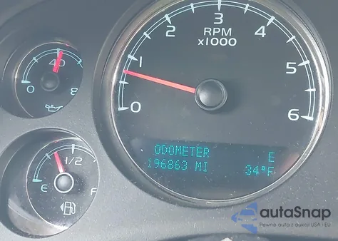 2010 Chevrolet Suburban 1500 Ltz z USA, uszkodzony, nr VIN 1GNUKKE33AR182906